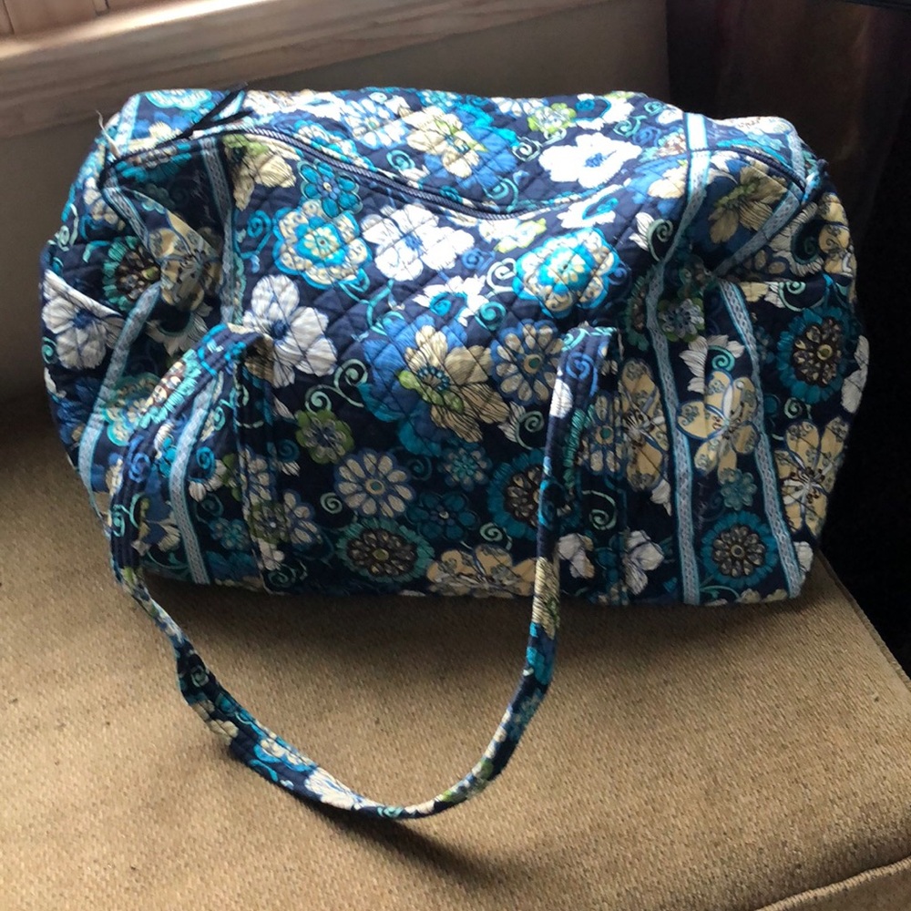 Vera Bradley retired large duffle